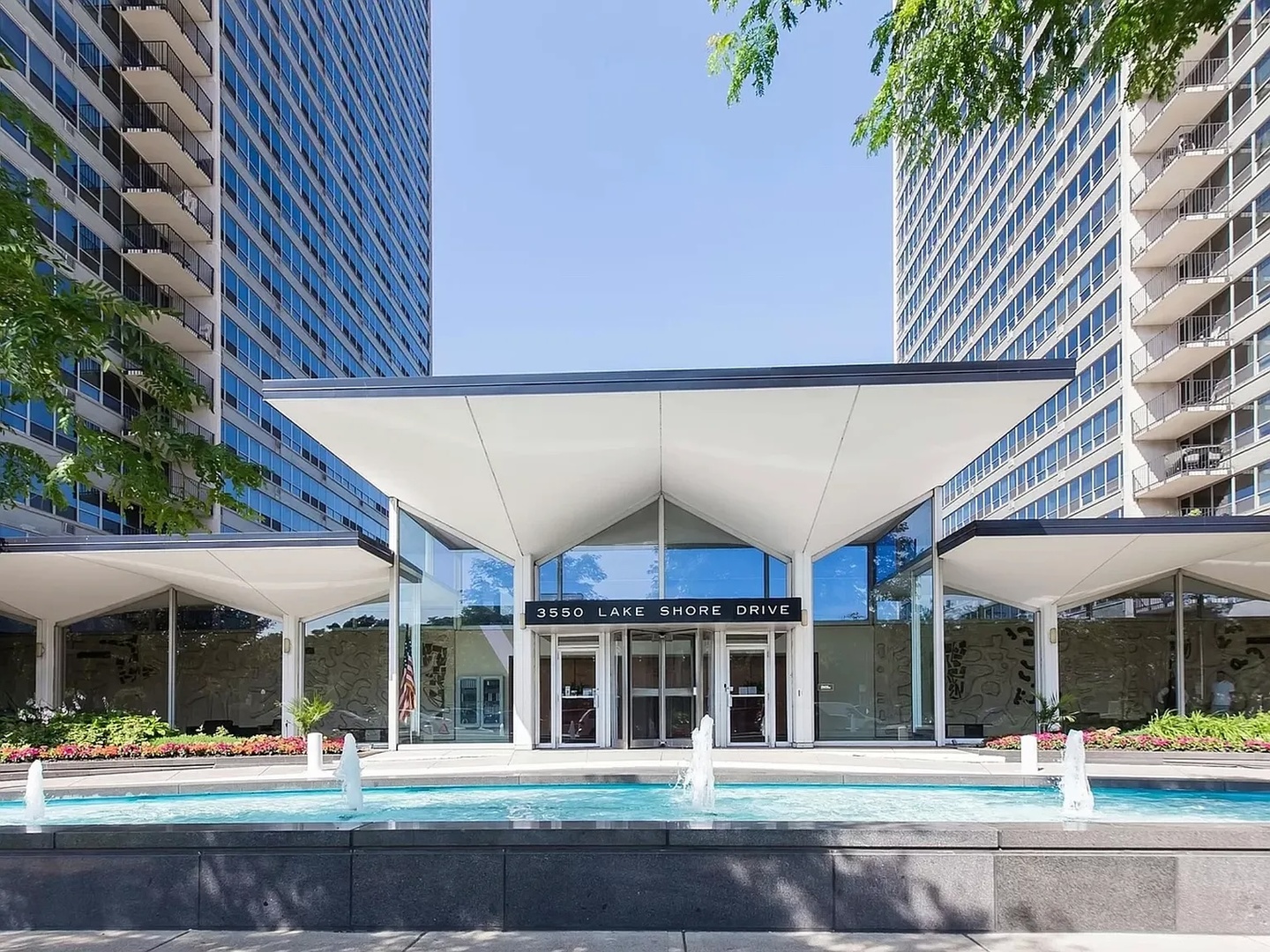 3550 N Lake Shore Drive 1814 Property Photo 1