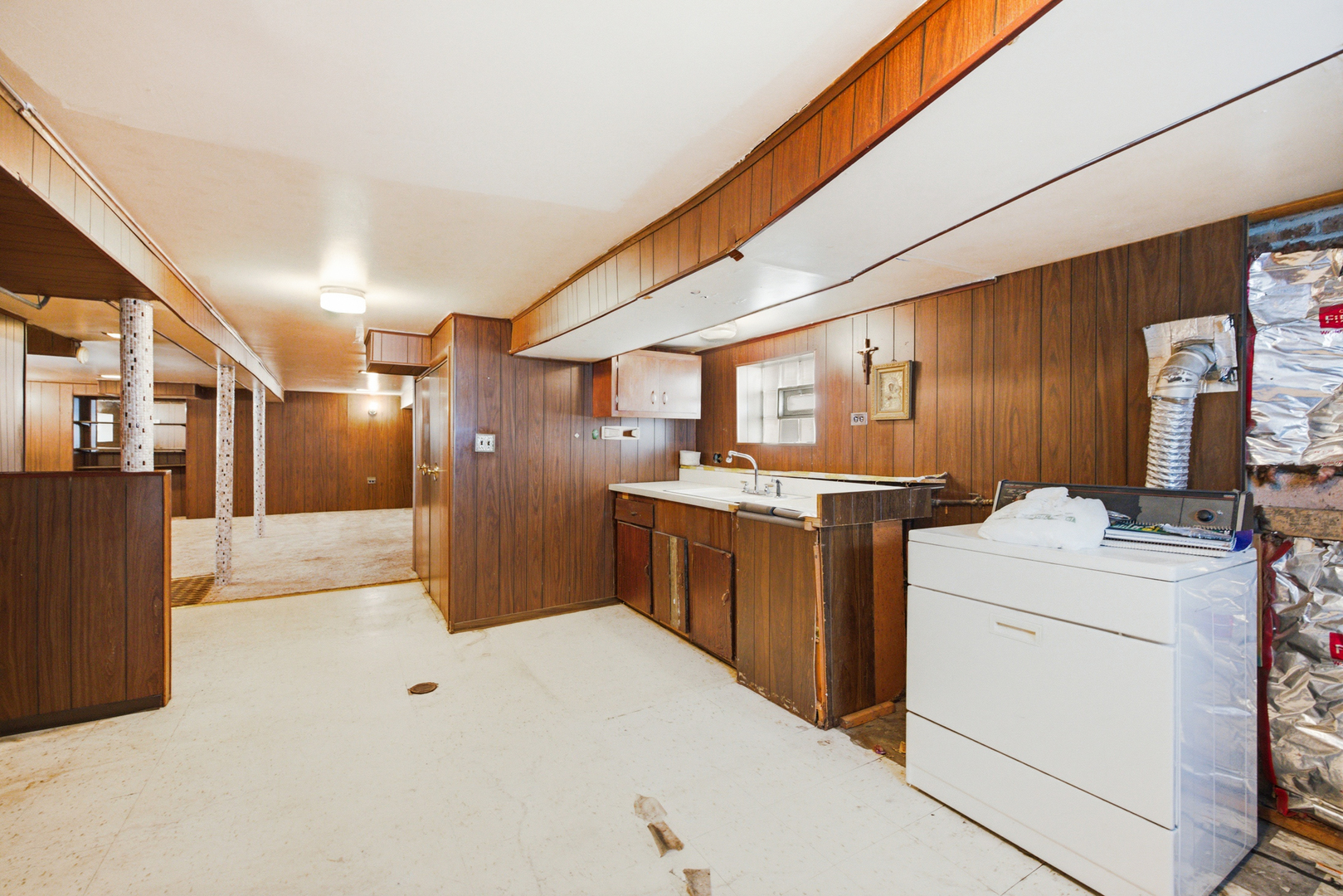 7018 W Newport Avenue Property Photo 16