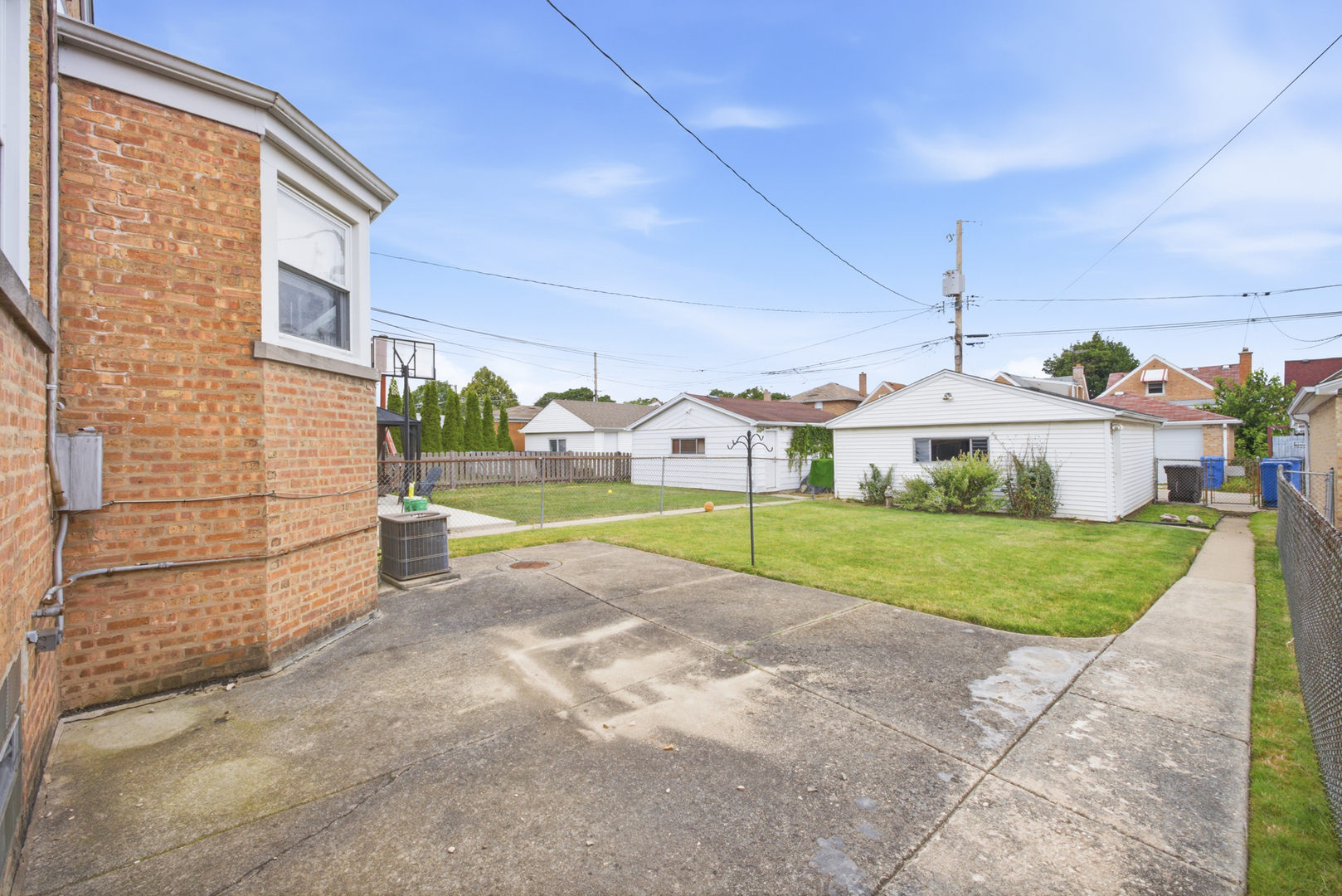 7018 W Newport Avenue Property Photo 18