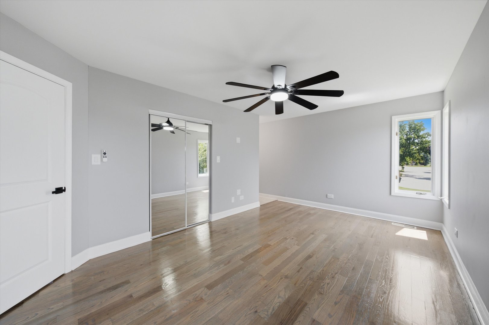 223 S Dante Avenue Property Photo 23
