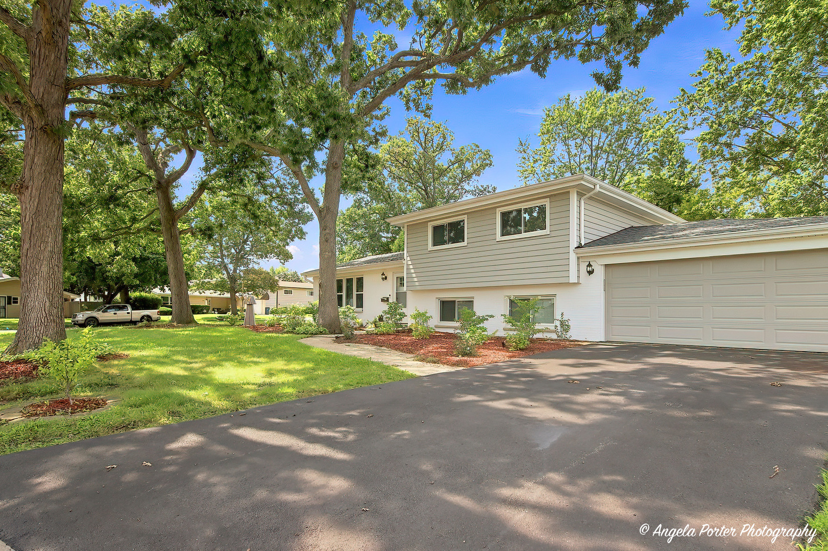 3500 Stonegate Road Property Photo 2