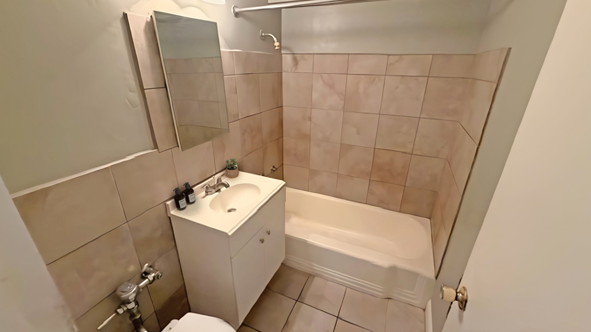 7337 S South Shore Drive 1124 Property Photo 12