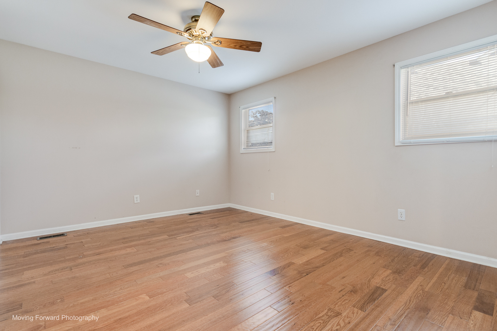 507 E Rennesoy Drive Property Photo 18