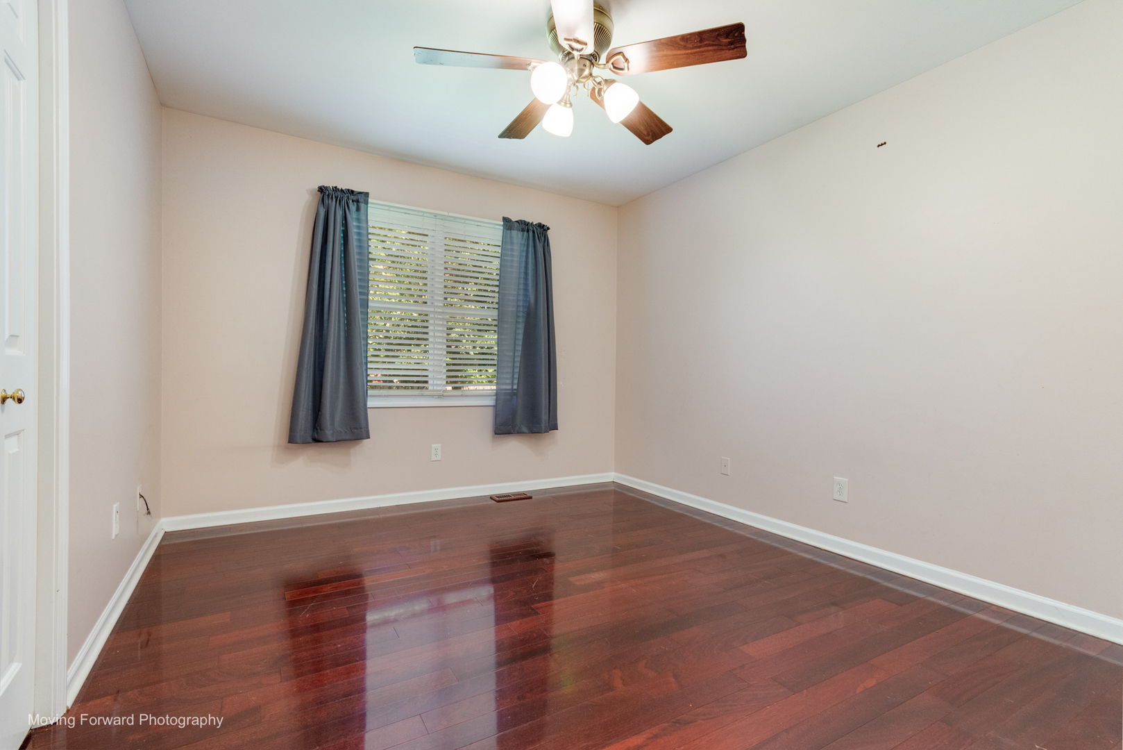 507 E Rennesoy Drive Property Photo 21