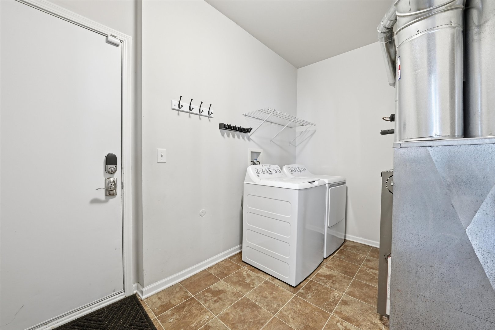 905 Bluebell Circle Property Photo 17