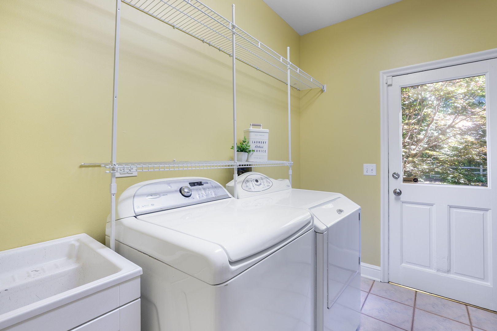 7541 Bittersweet Drive Property Photo 32