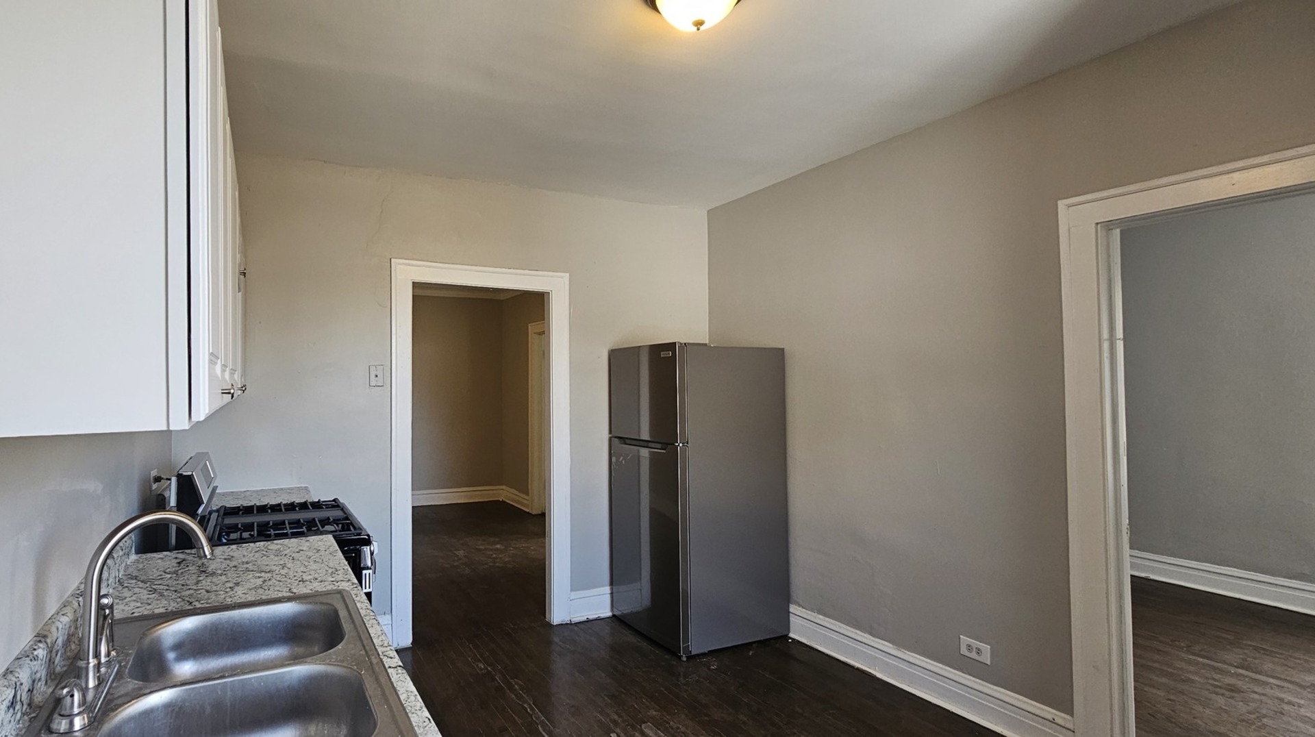 5006 W 16th Street 2n Property Photo 6