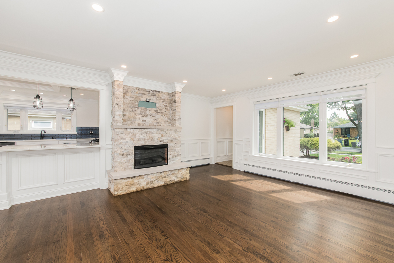 114 N Elm Street Property Photo 4