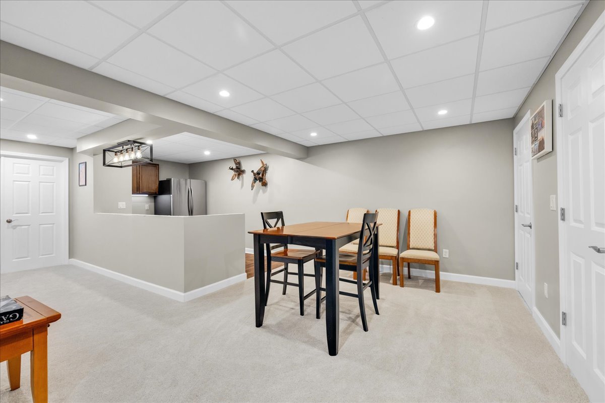 635 Maplewood Circle Property Photo 34