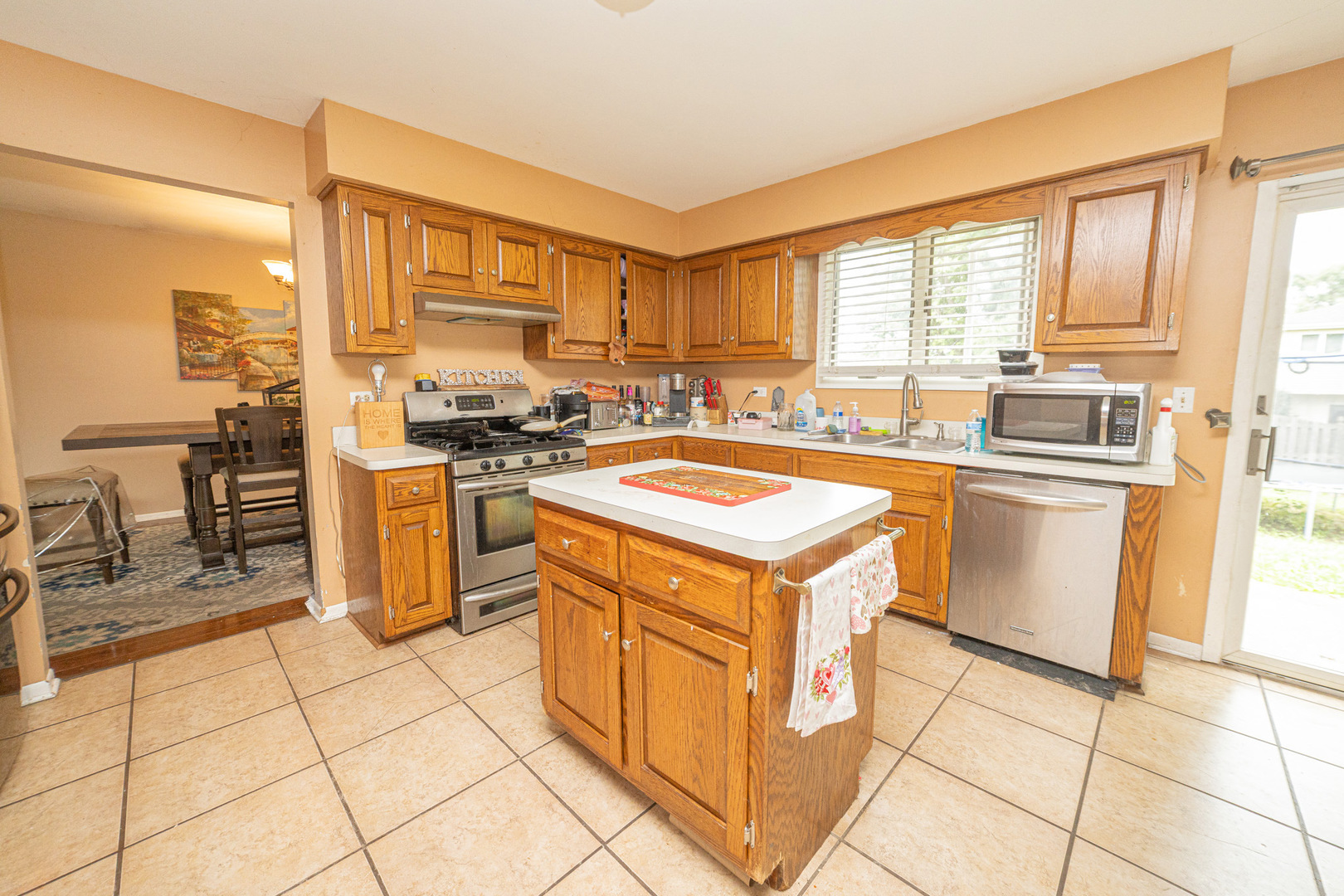 1126 Harvest Drive Property Photo 4