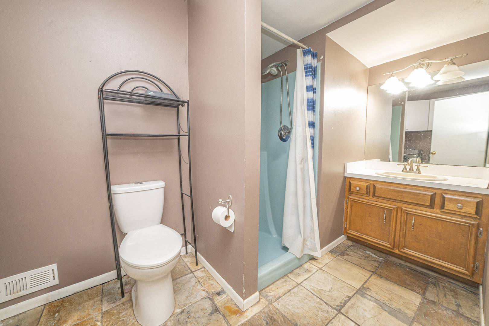 1126 Harvest Drive Property Photo 8