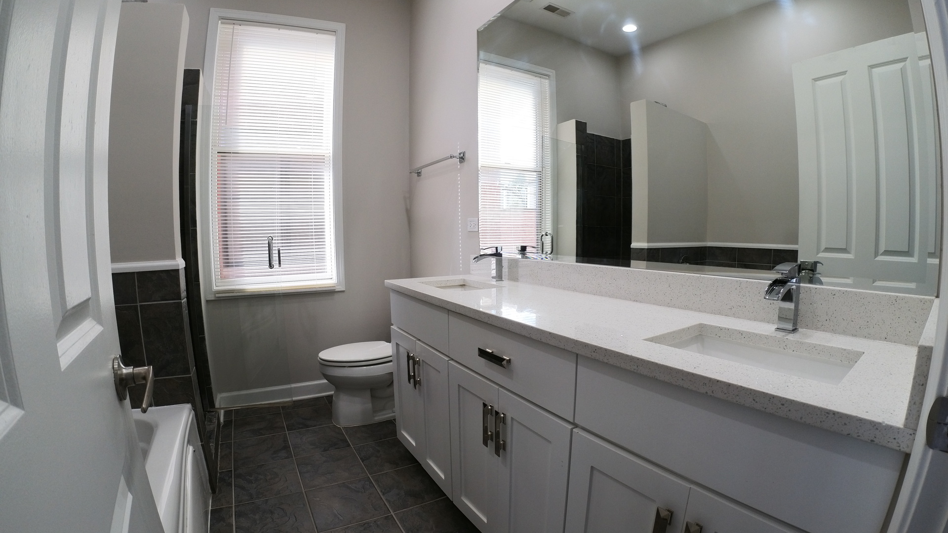 3434 N Elston Avenue 101 Property Photo 10