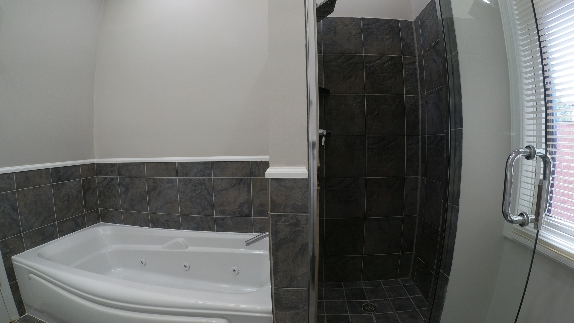 3434 N Elston Avenue 101 Property Photo 11