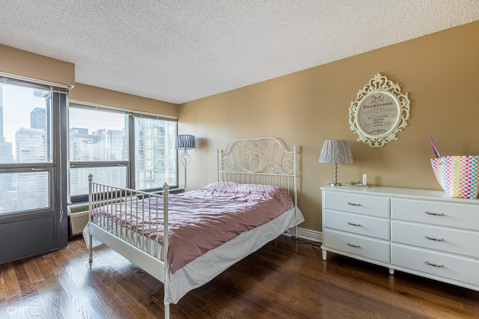 30 E Huron Street 3003 Property Photo 8