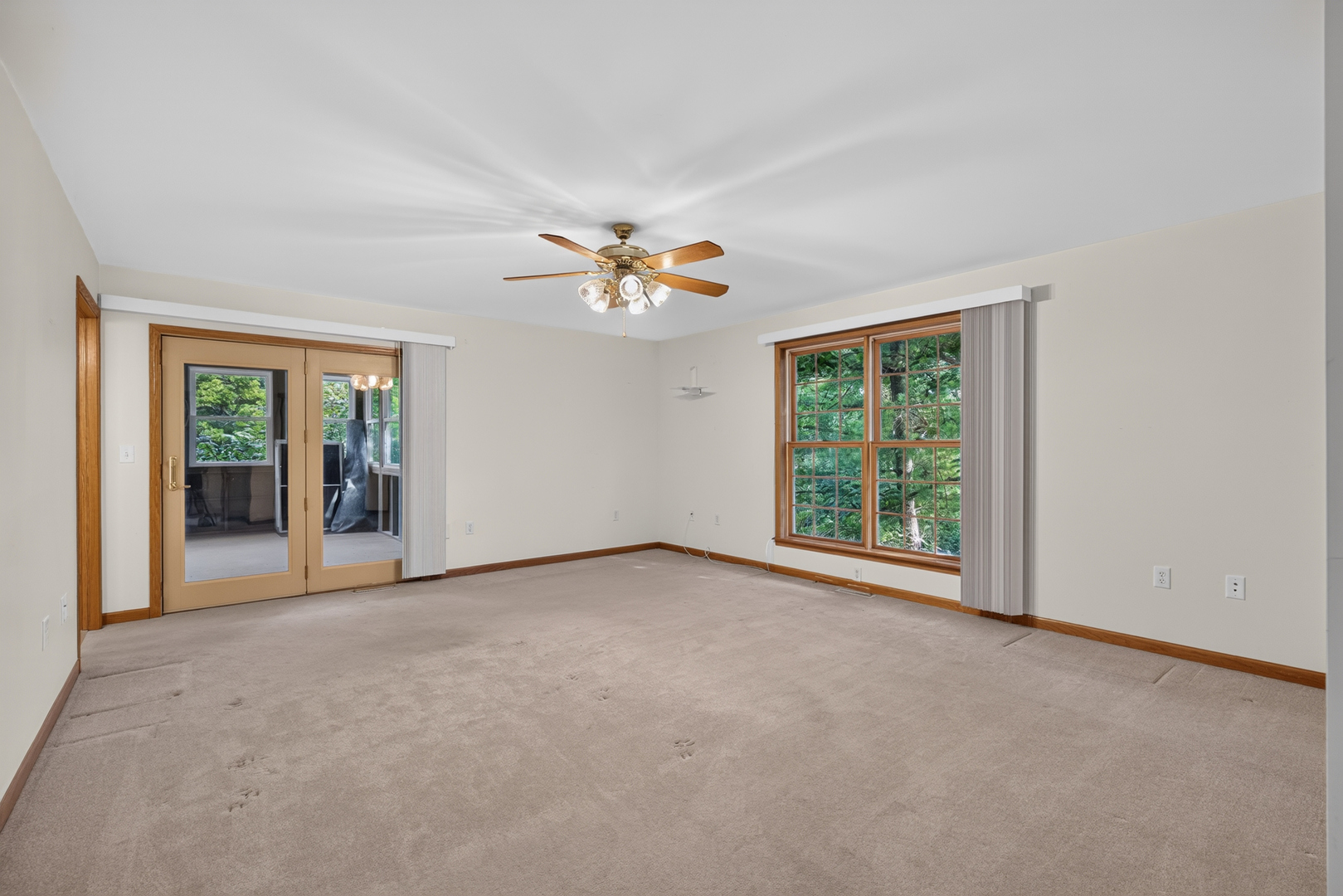 2768 E 2551st Road Property Photo 19