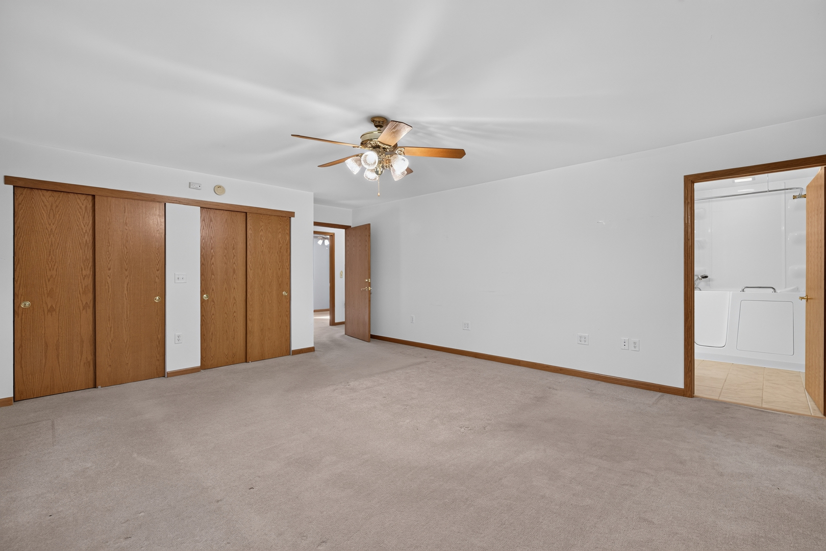 2768 E 2551st Road Property Photo 20