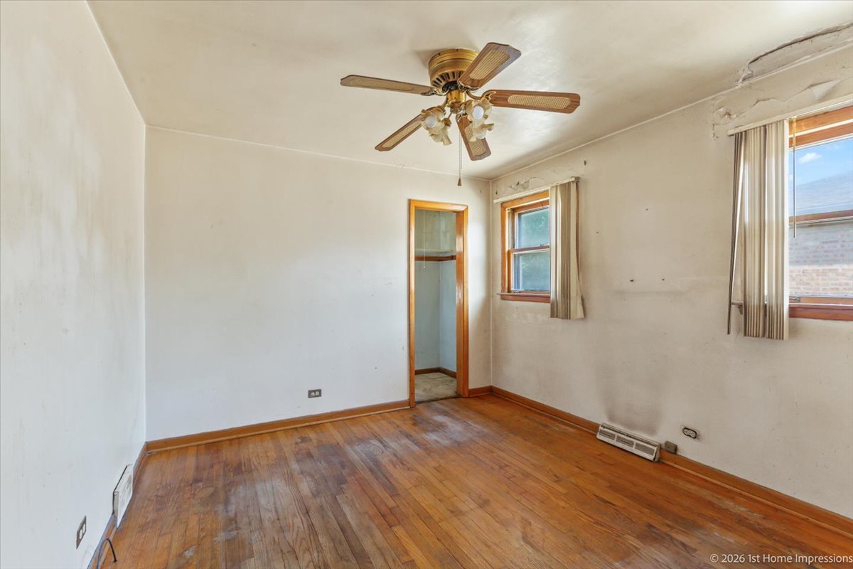 10727 S Millard Avenue Property Photo 11