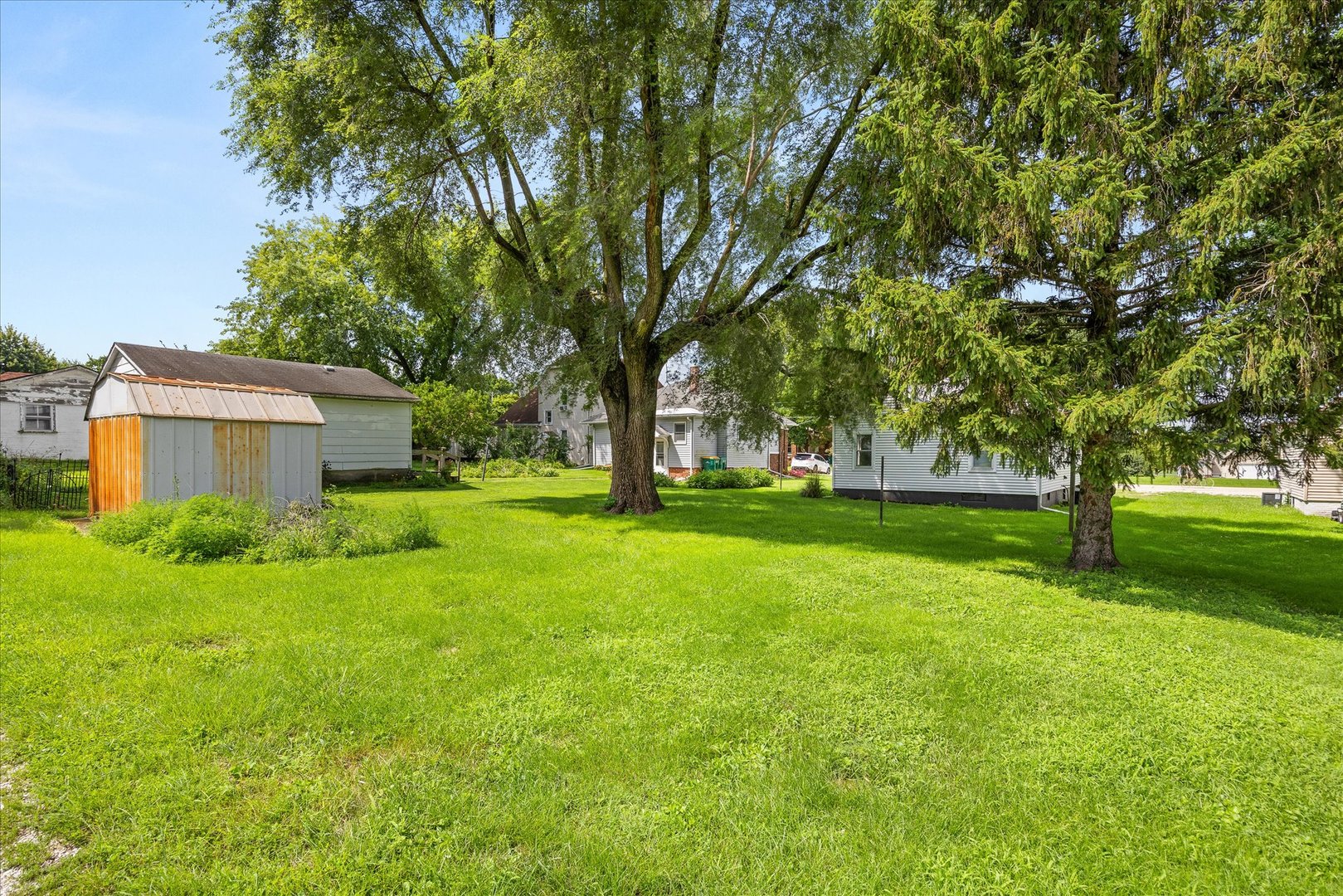 907 Johnson Street Property Photo 30
