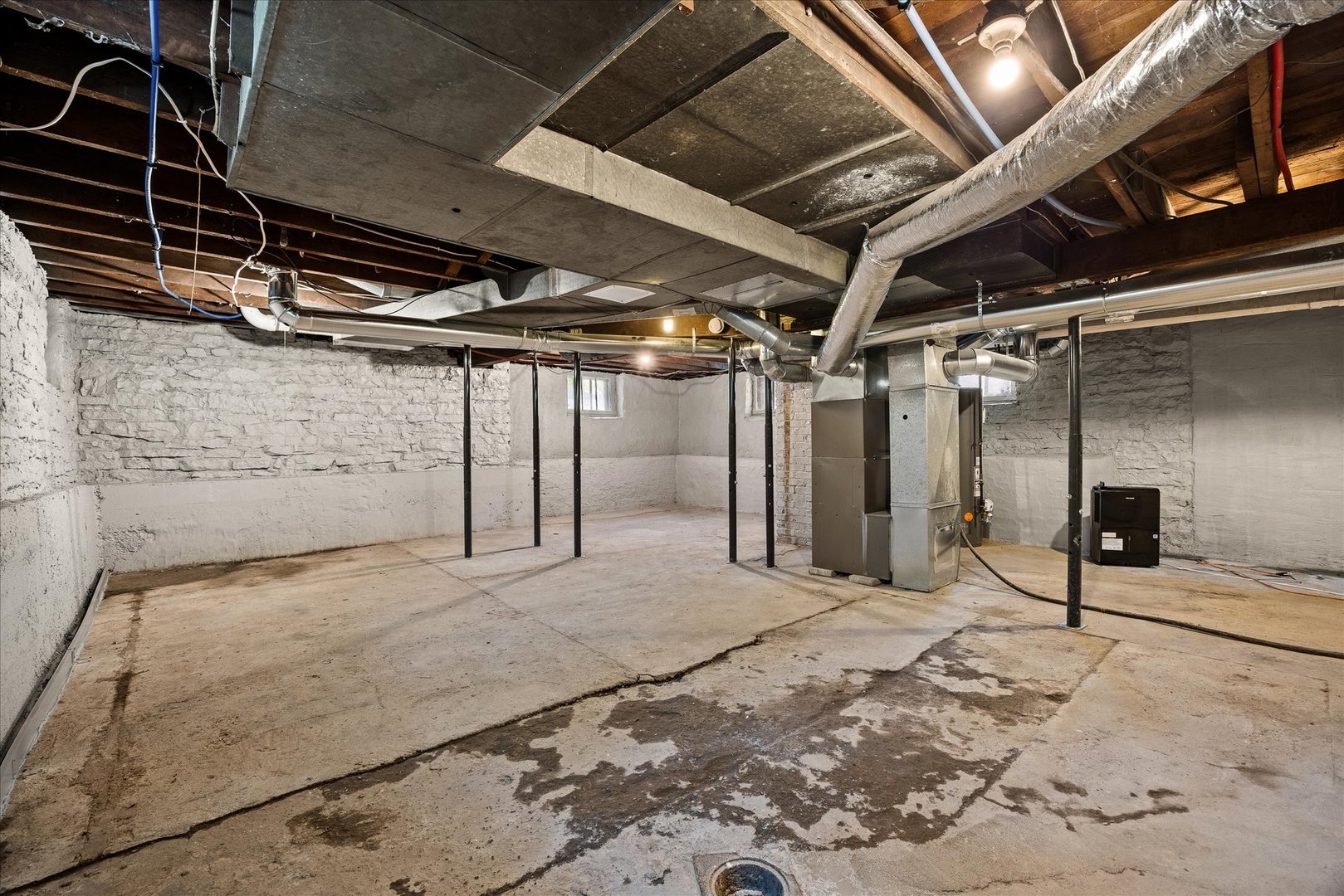 201 Woodruff Street Property Photo 36