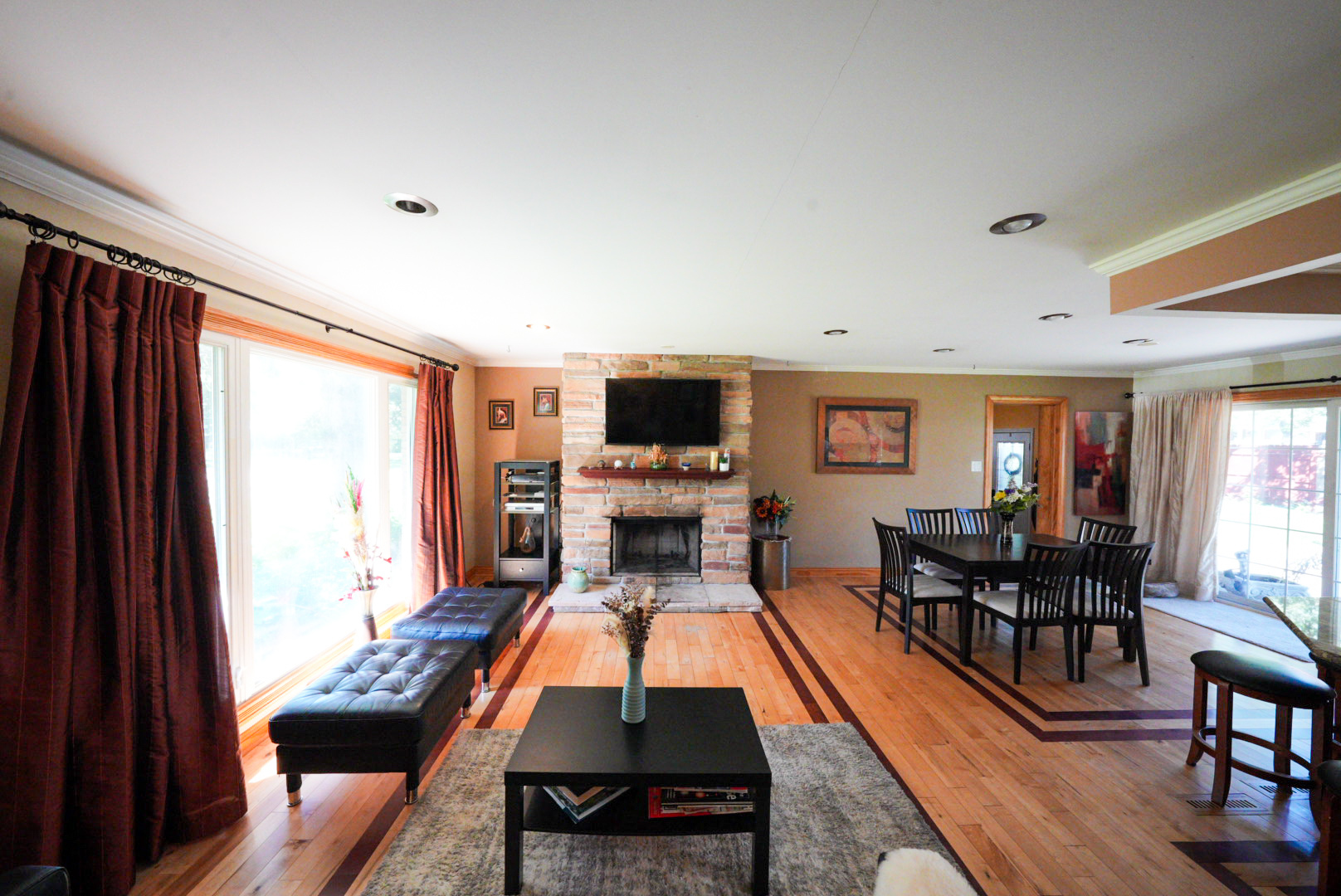 1534 Sequoia Lane Property Photo 3