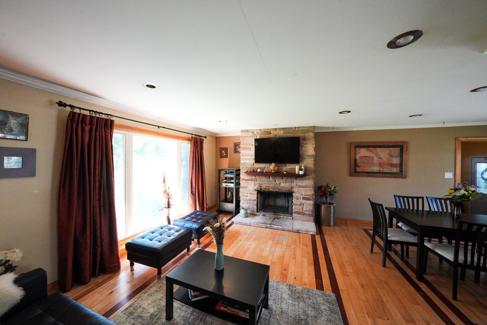 1534 Sequoia Lane Property Photo 4