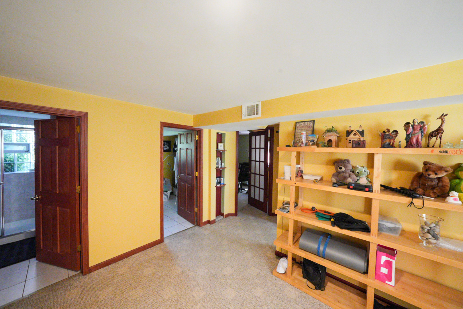 1534 Sequoia Lane Property Photo 10