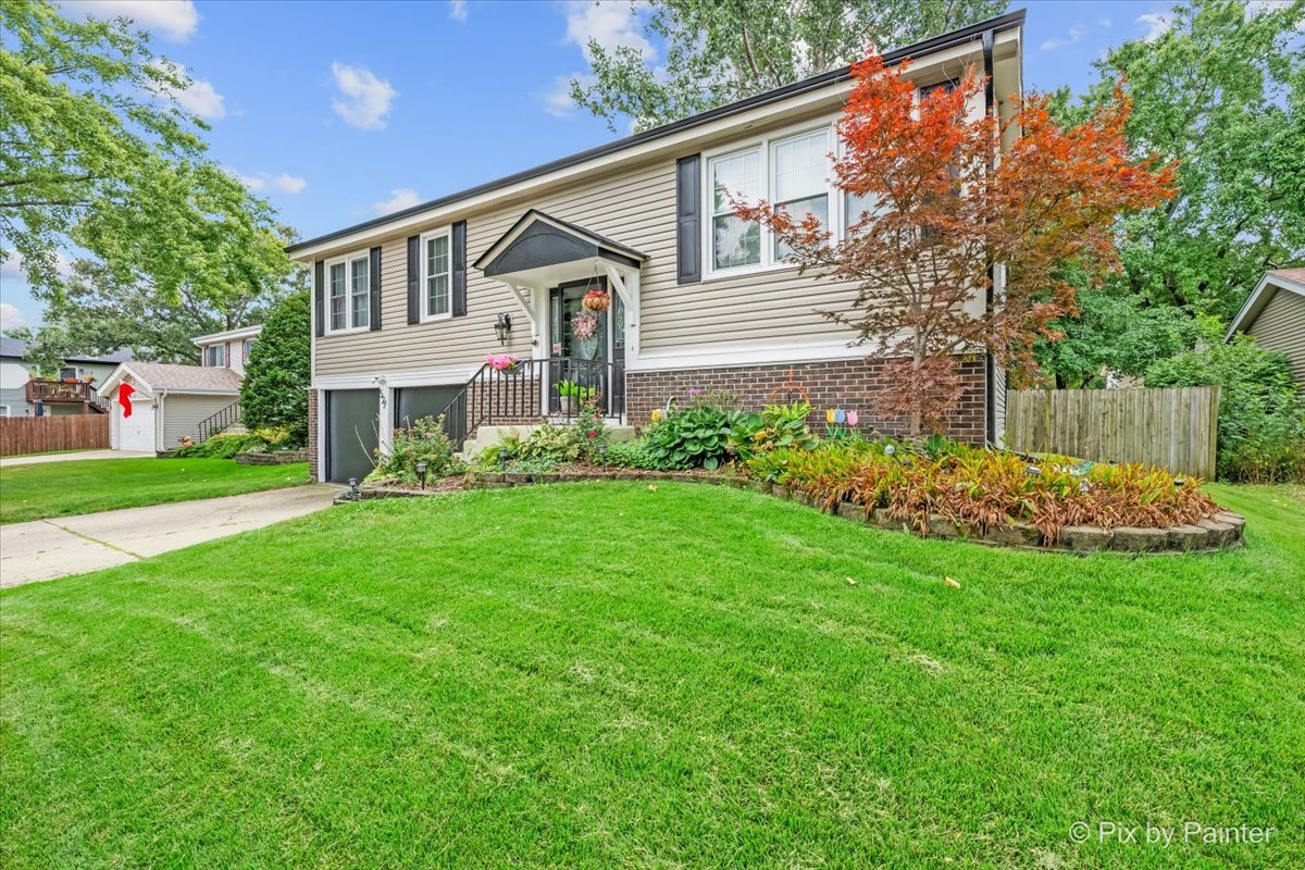 12738403 Property Photo 1