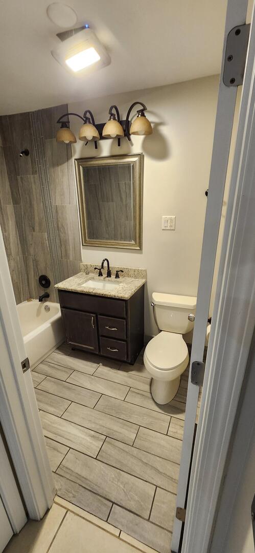 1113 Holiday Lane 6 Property Photo 5