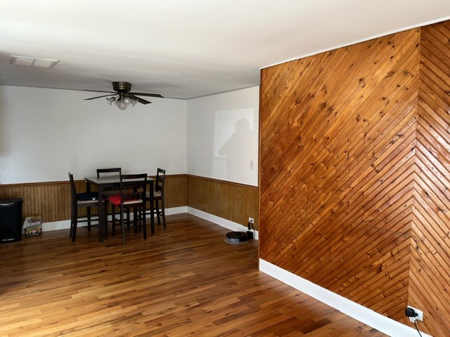 1805 Jamestown Circle 1811 Property Photo 3