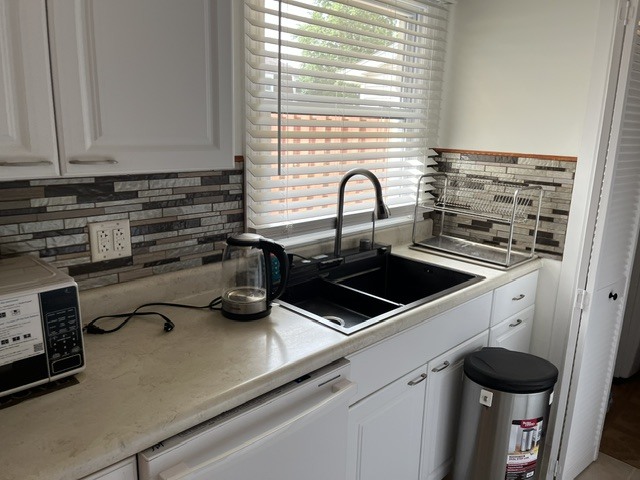 1805 Jamestown Circle 1811 Property Photo 9