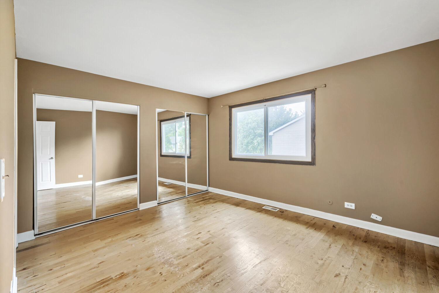 2165 Wildwood Court Property Photo 10