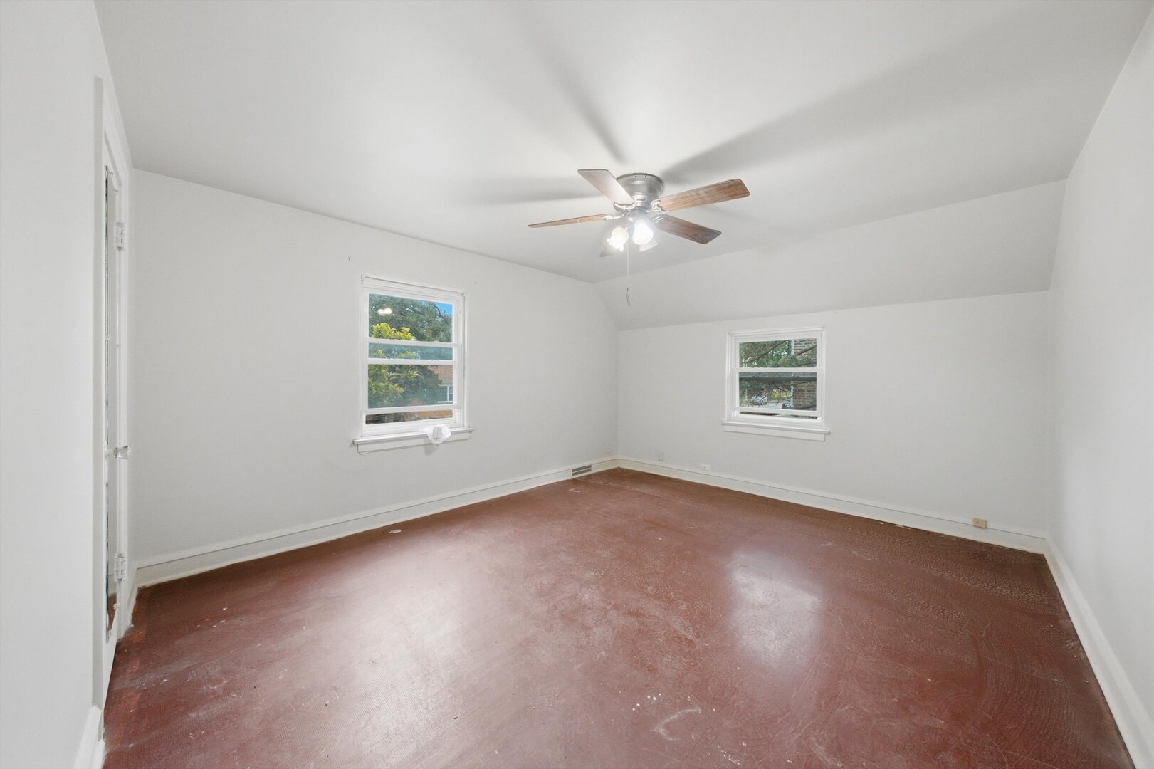 14432 S Normal Avenue Property Photo 11