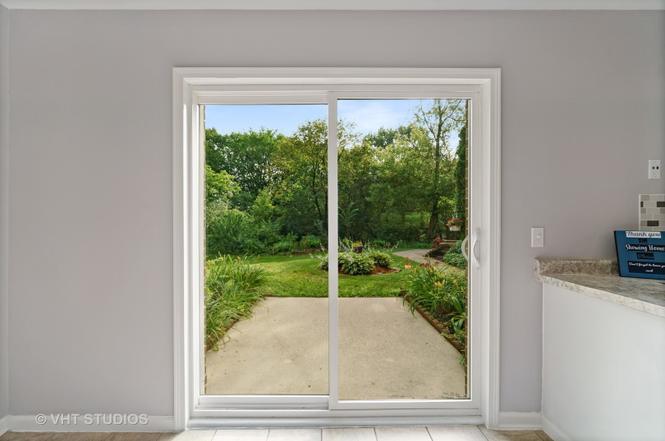 450 Valley Drive 101 Property Photo 3
