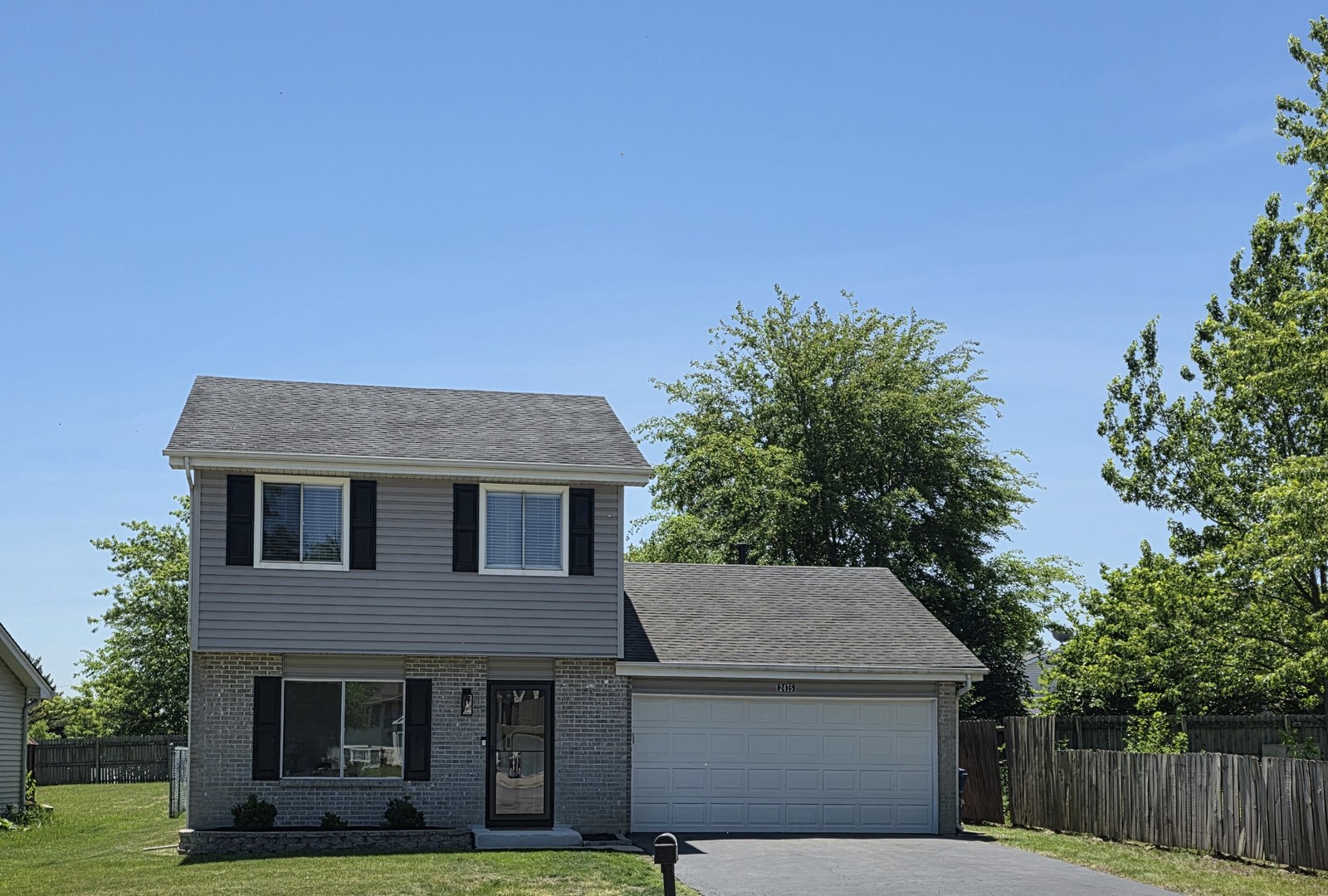 2475 Ridge Avenue Property Photo 1