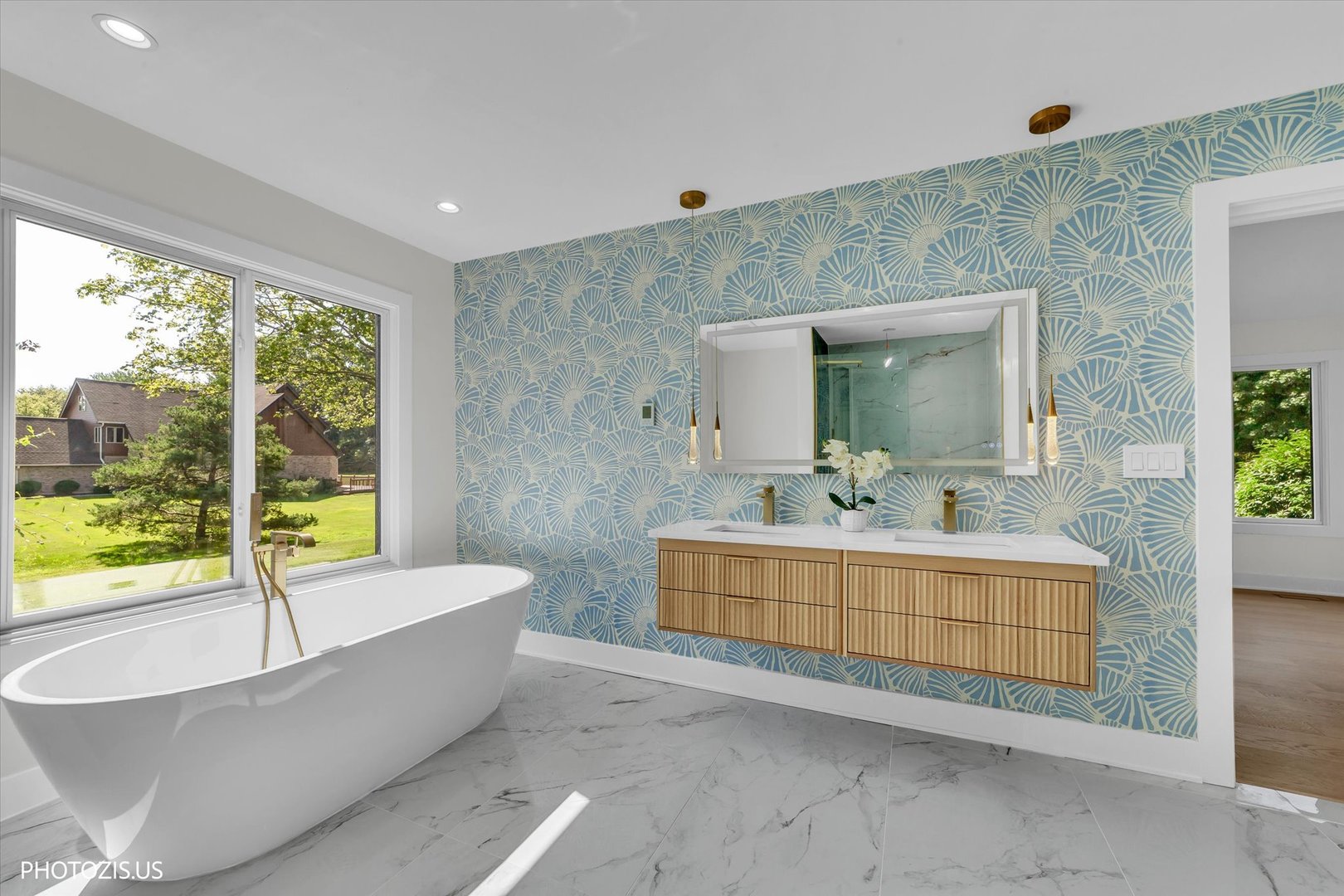 13 Chipping Campden Drive Property Photo 34