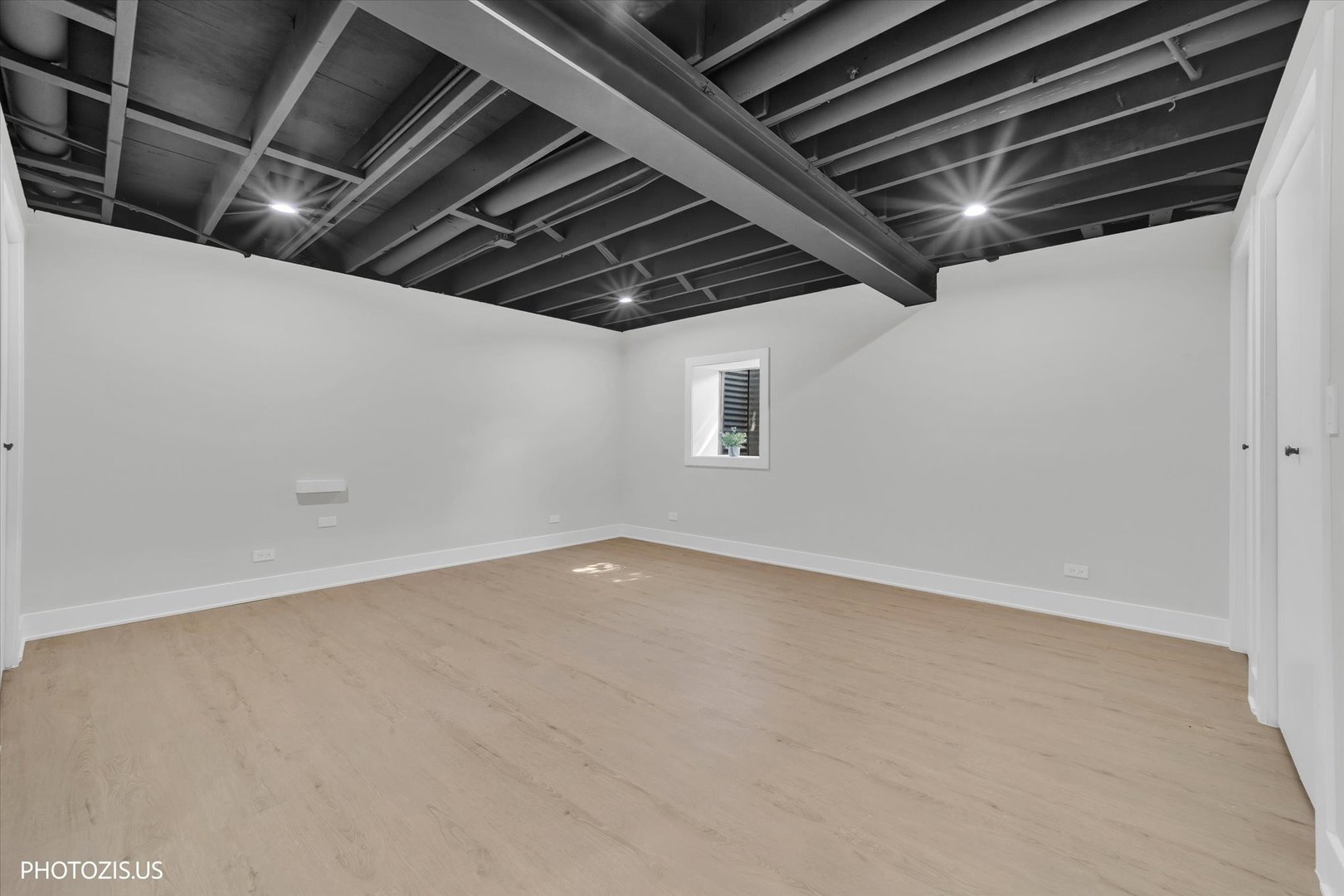 13 Chipping Campden Drive Property Photo 46