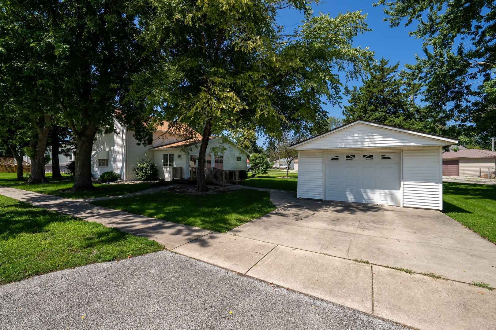204 Odell Road Property Photo 2