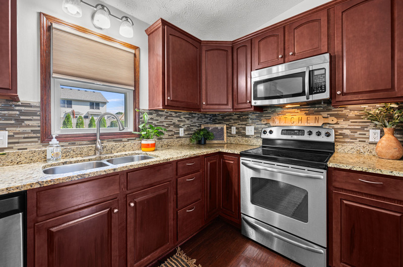 1358 W 49th Street Property Photo 14