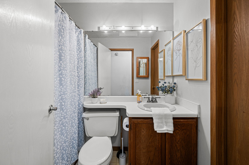 1358 W 49th Street Property Photo 15