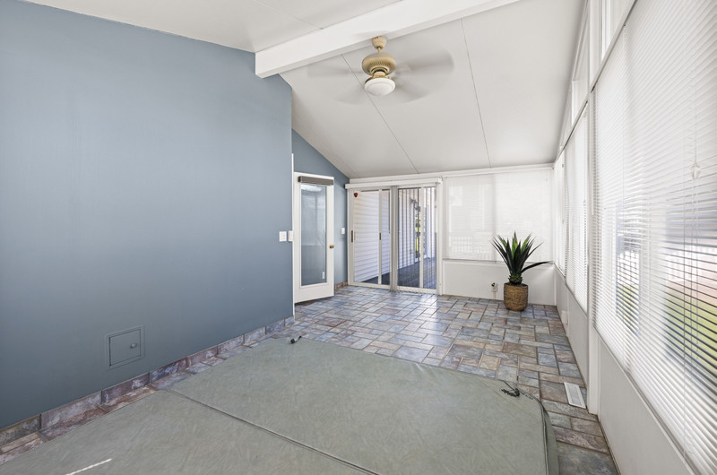 1358 W 49th Street Property Photo 21