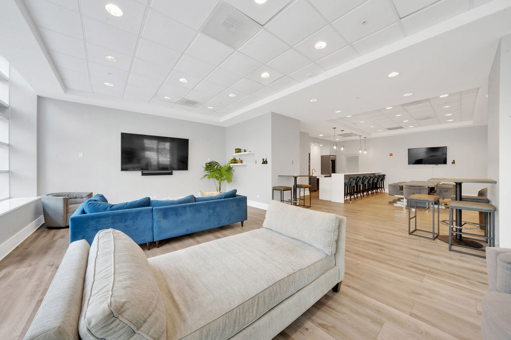 12738478 Property Photo 25