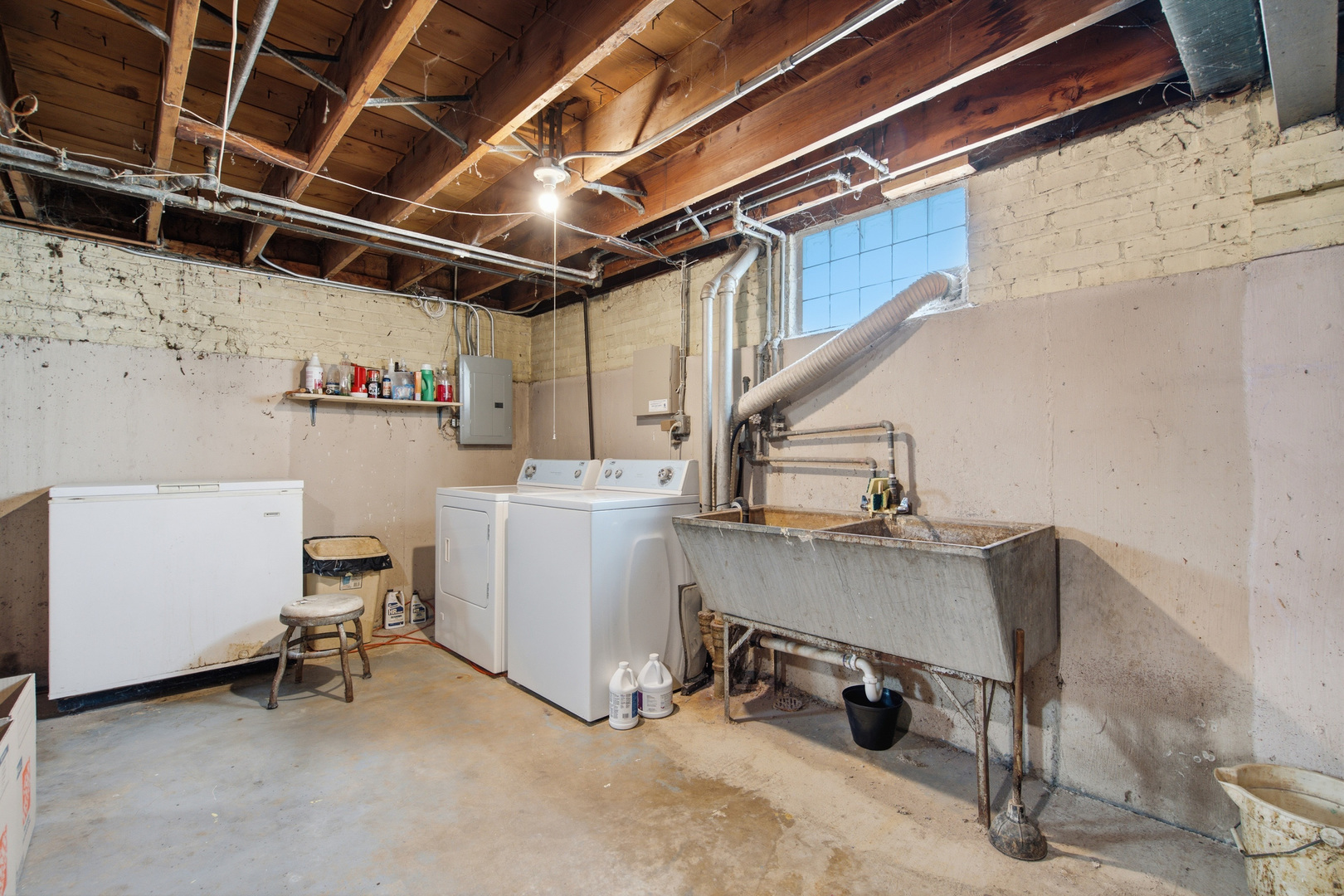 515 Asbury Avenue Property Photo 14