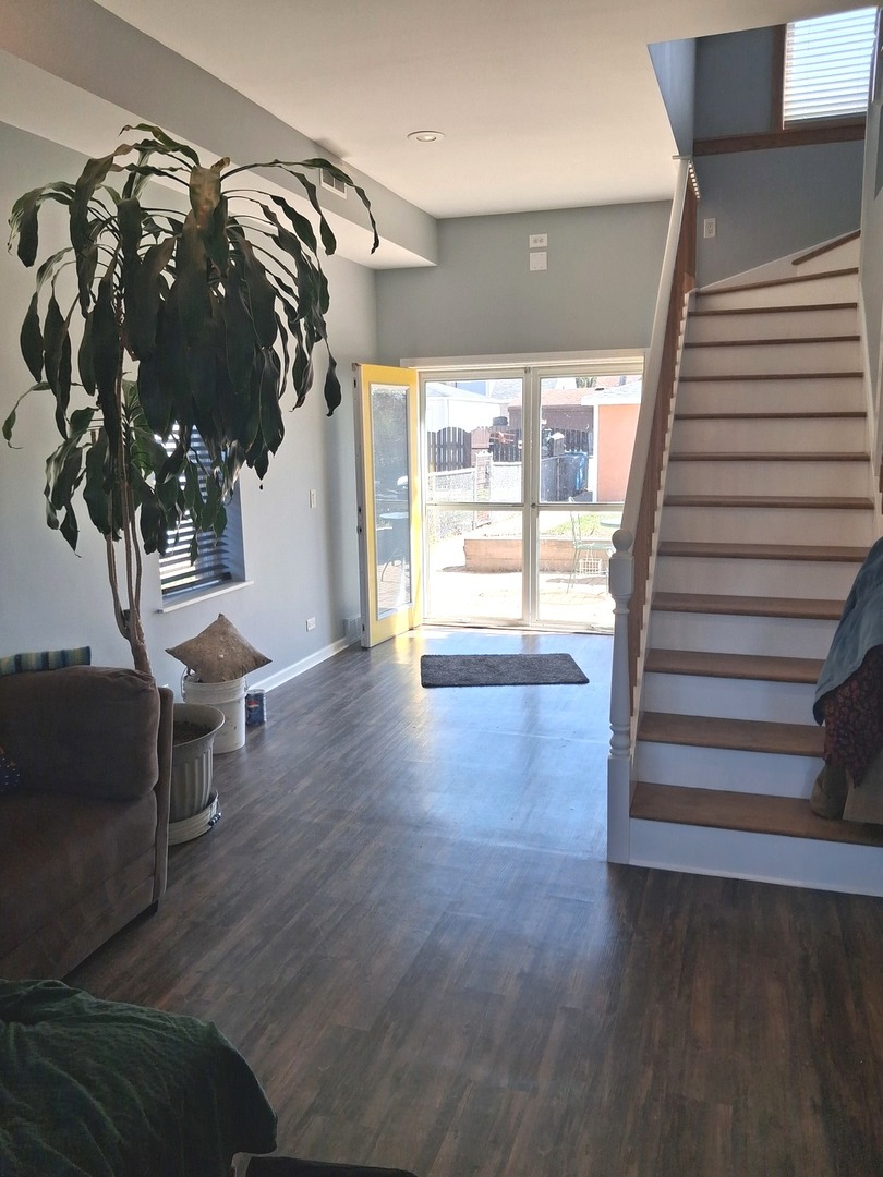 3005 Lincoln Street Property Photo 3