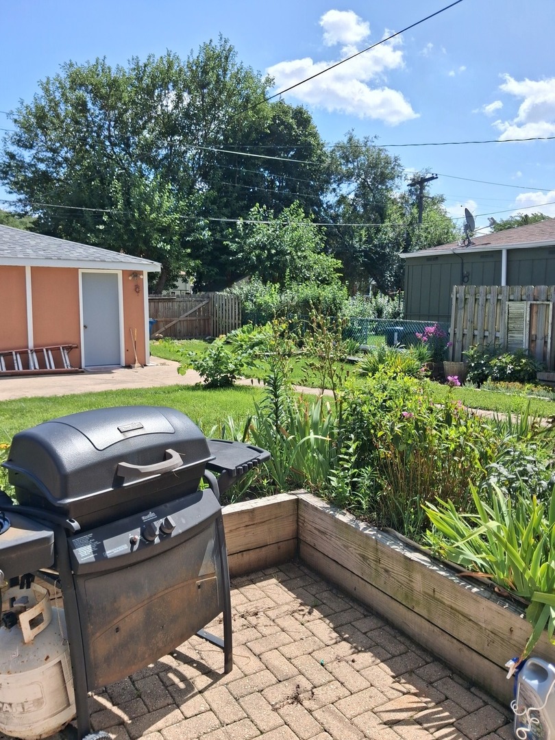 3005 Lincoln Street Property Photo 17