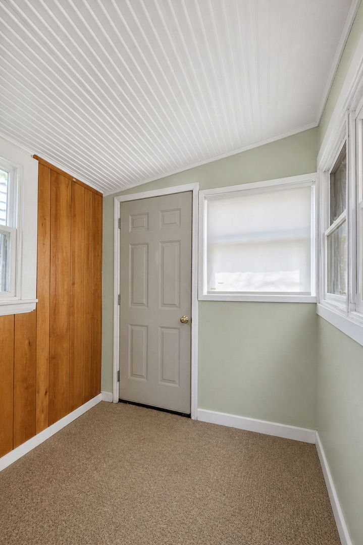 105 Edgewood Avenue Property Photo 14