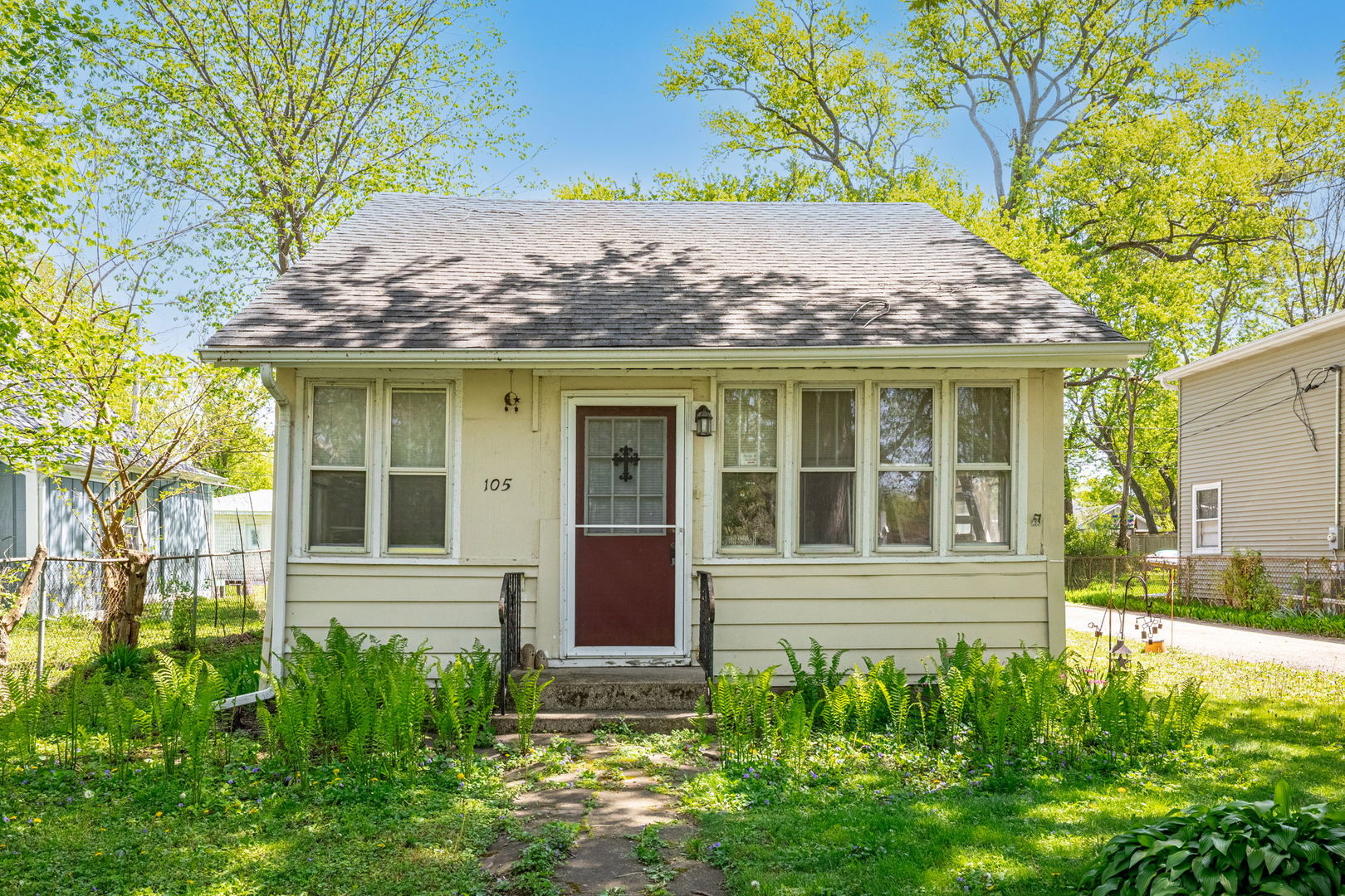 105 Edgewood Avenue Property Photo 22