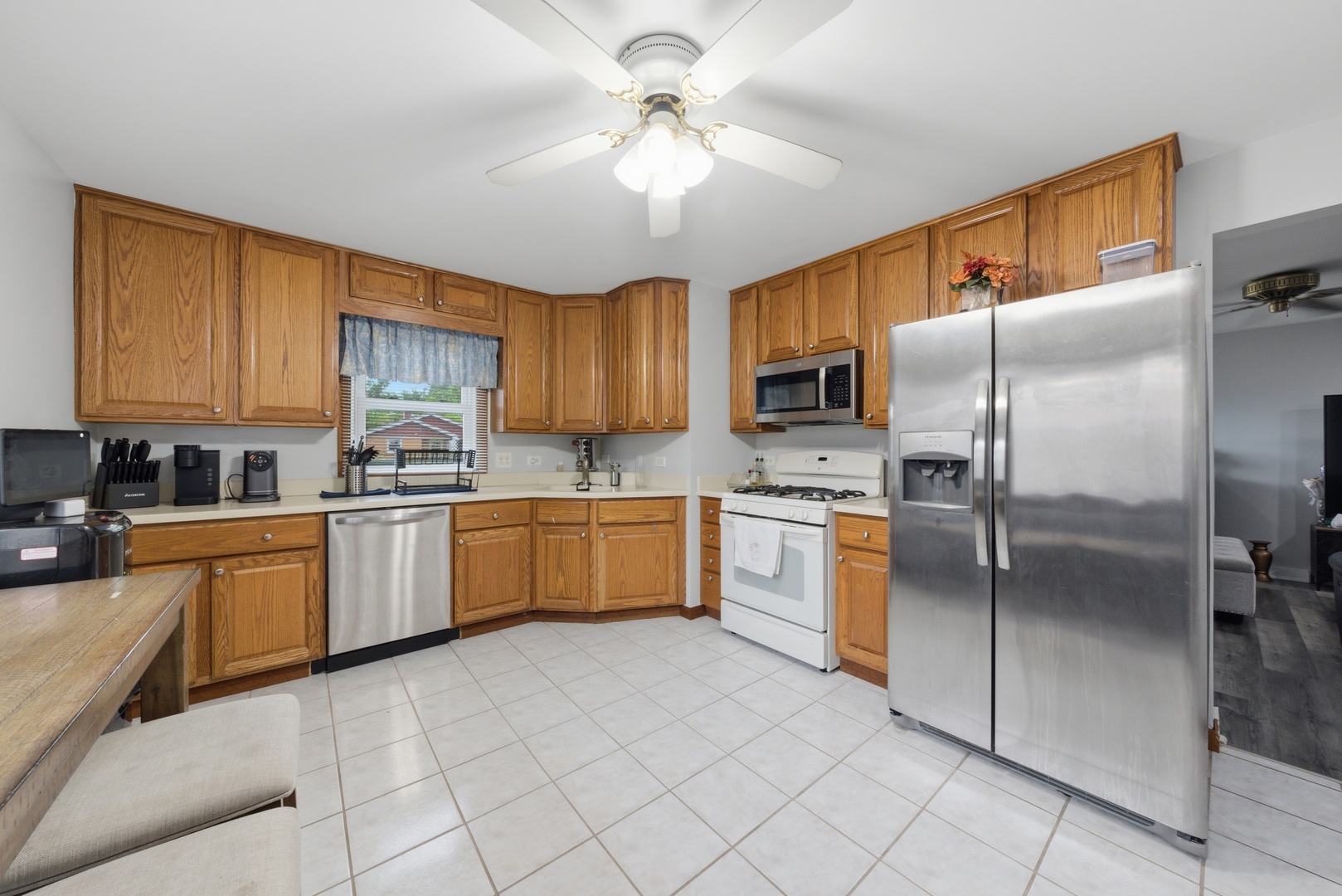12738491 Property Photo 15
