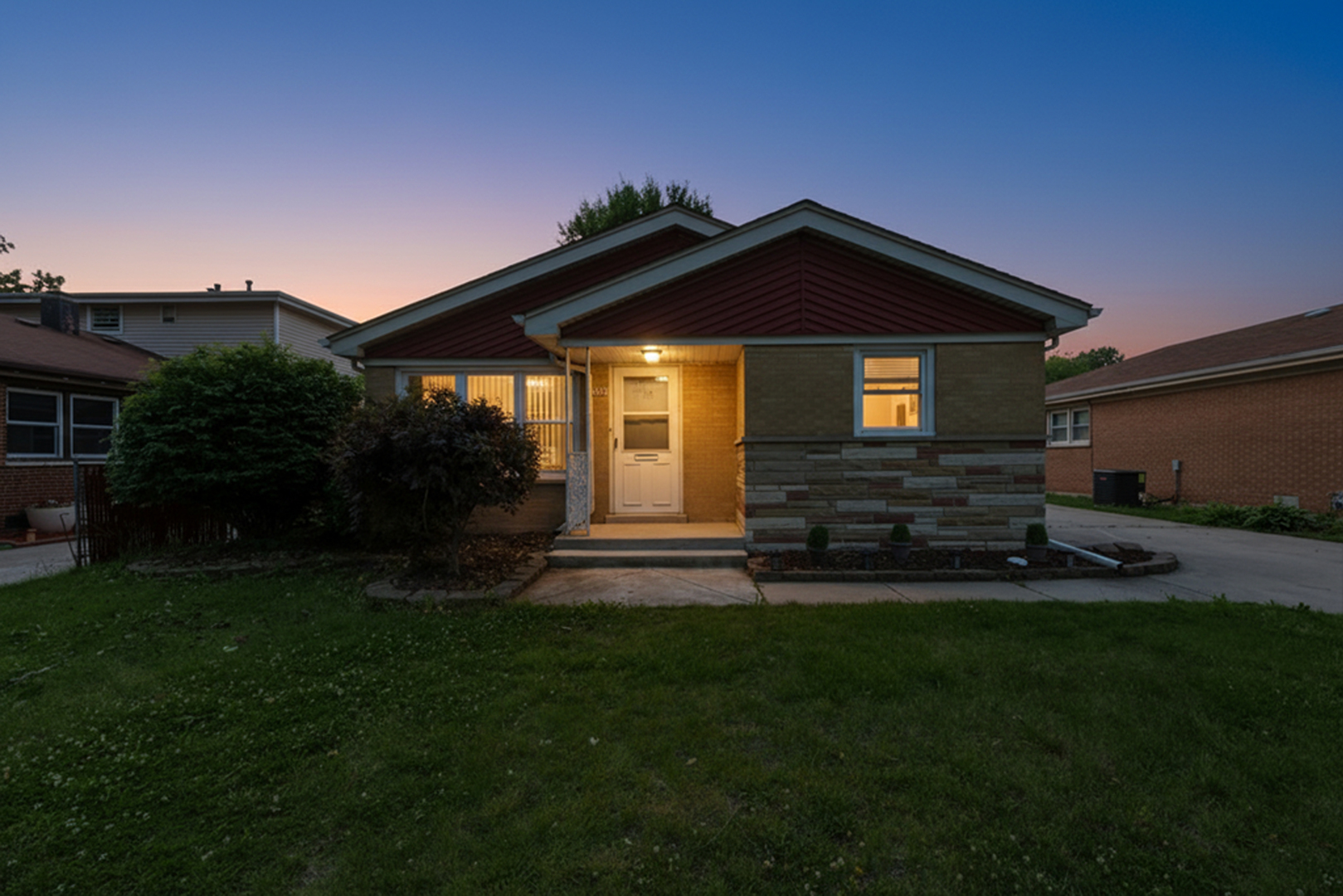 12738491 Property Photo 34