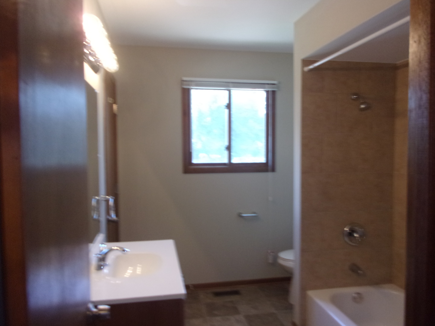 14249 Evans Avenue Property Photo 8