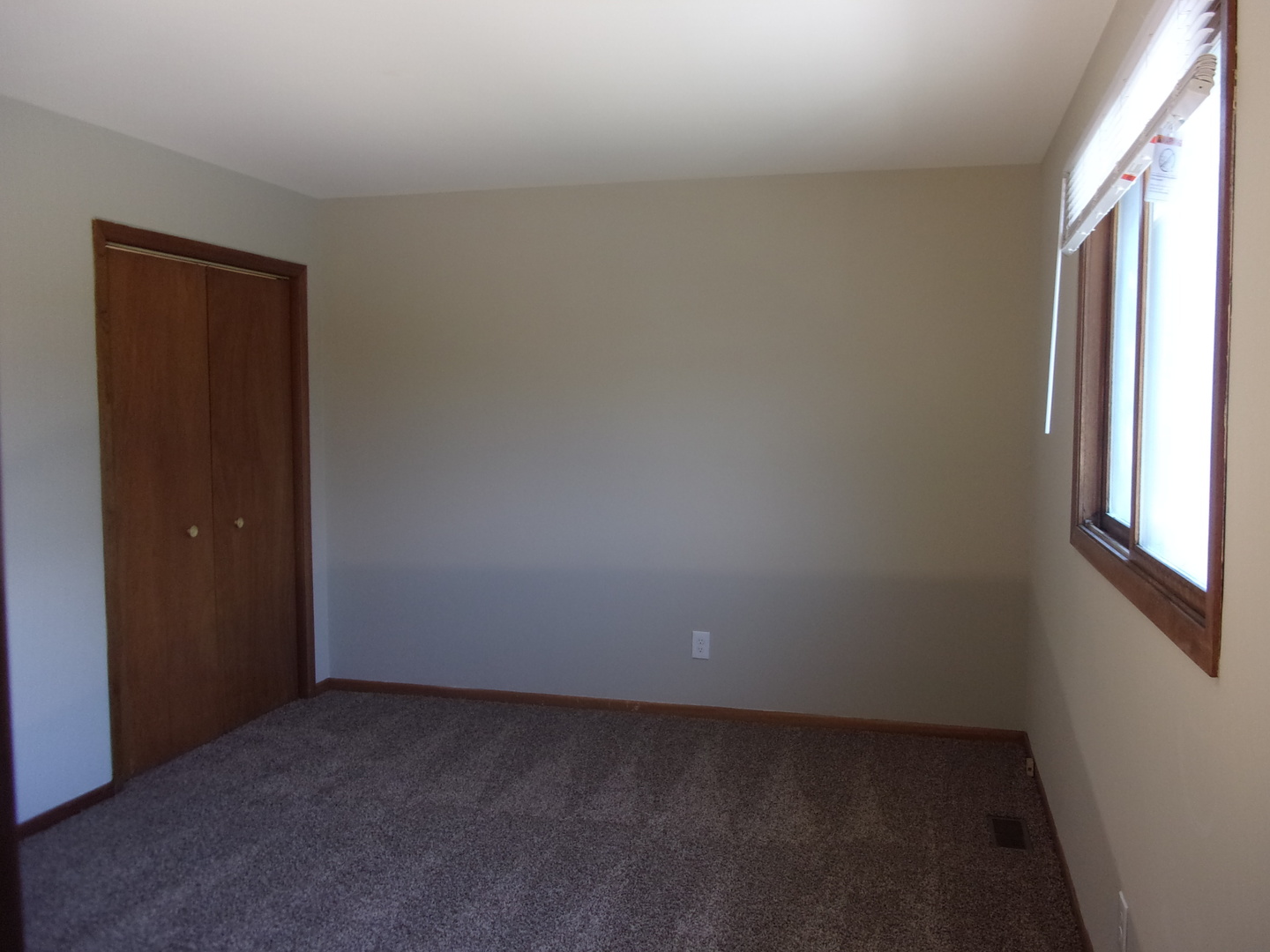 14249 Evans Avenue Property Photo 9